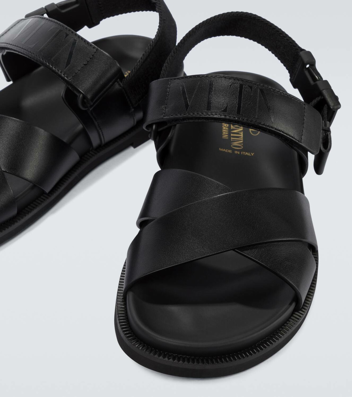 Valentino Garavani Valentino Garavani leather sandals