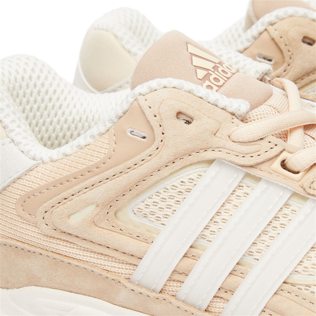 Sand/Off Adidas White/Beige adidas in Sneakers CL Response