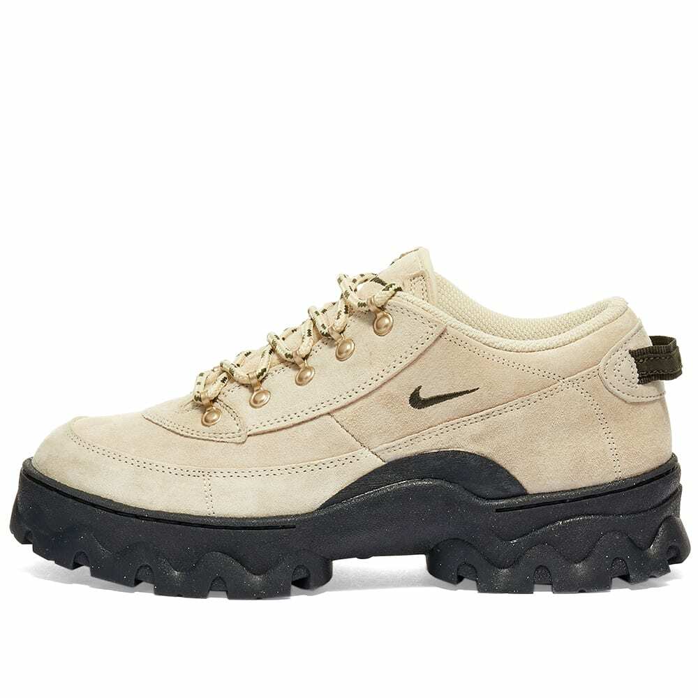 Nike Women's Lahar Low W Sneakers in Rattan/Khaki/Black/Gold Nike