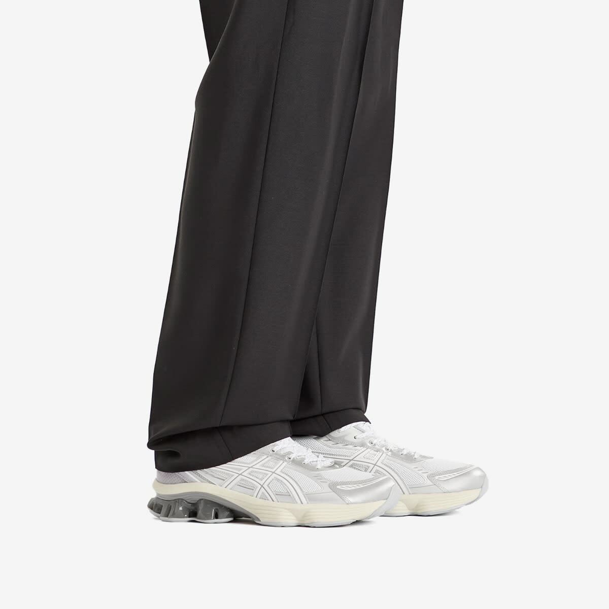 Asics Gel-Kinetic Fluent in White/White