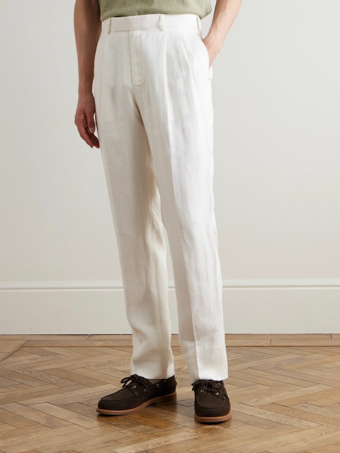 Kingsman - Tapered Pleated Herringbone Linen-Twill Suit Trousers - White