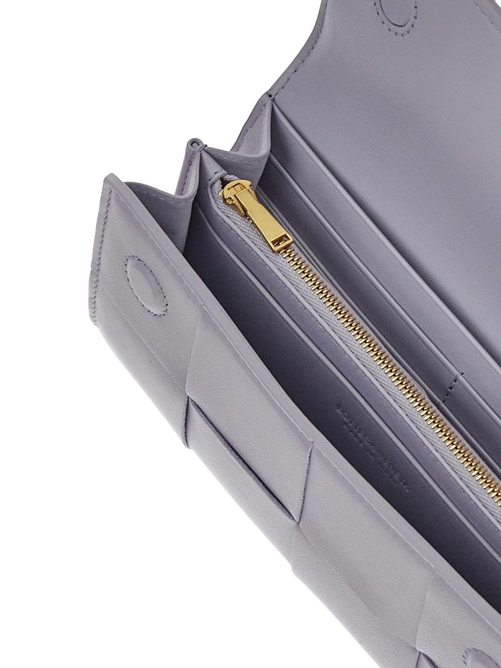 【BOTTEGA VENETA】CASSETTE LARGE FLAP WALLET Bottega Veneta Cassette Large Flap Wallet Bottega Veneta