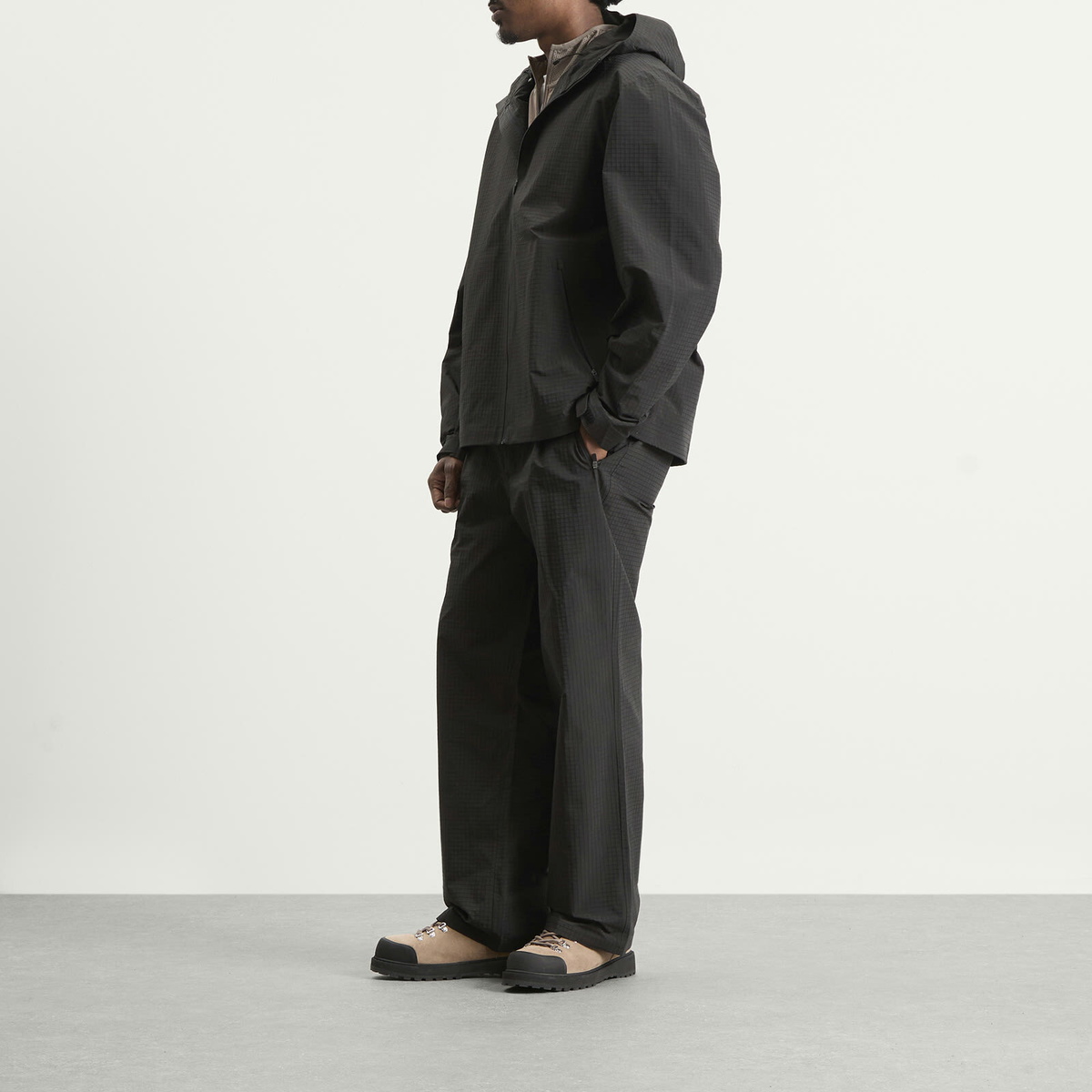 Hiking Patrol Men's Waypoint Ripstop Pleated Trousers in Charcoal Black