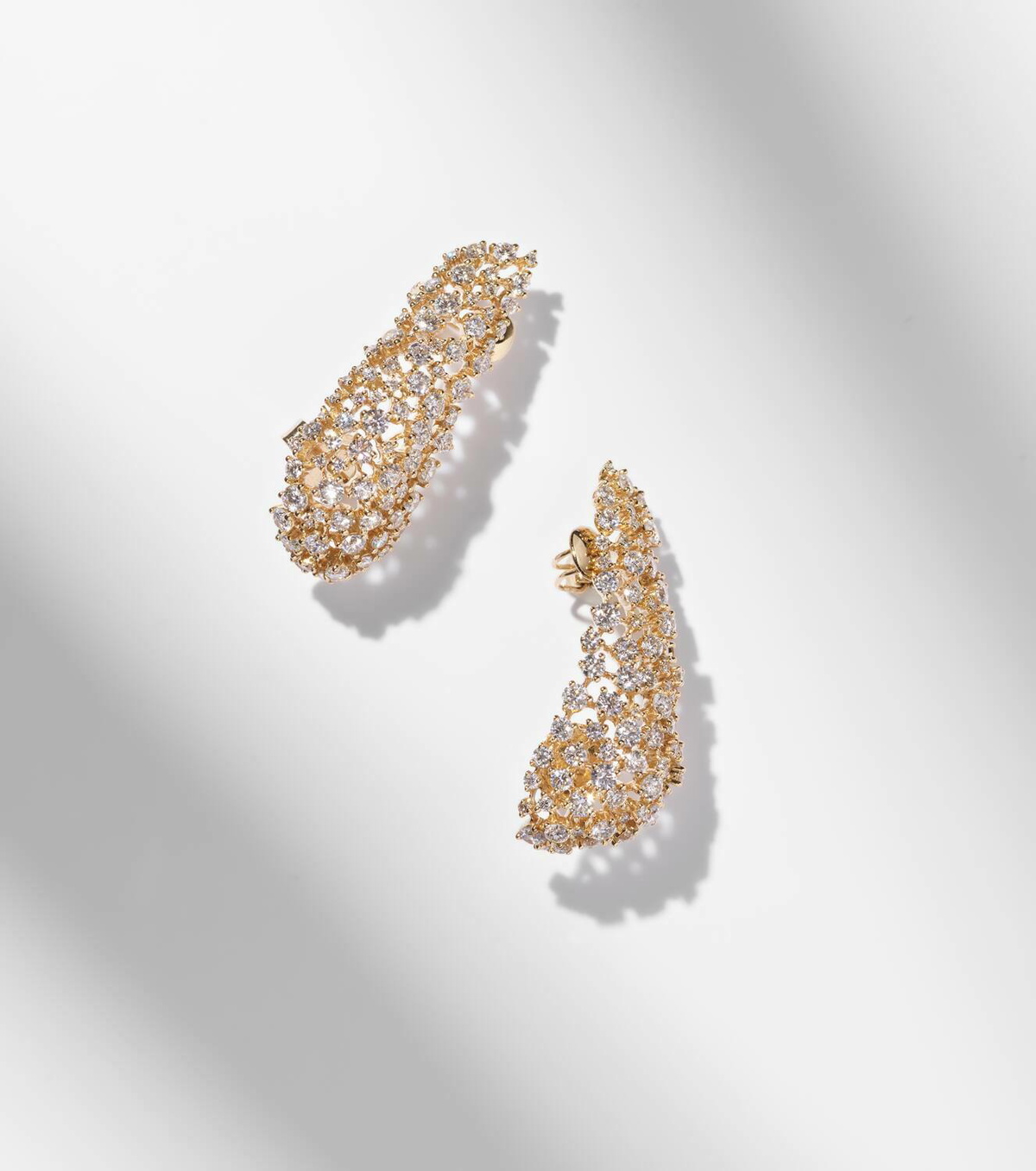 Ananya Scatter 18kt gold earrings with diamonds