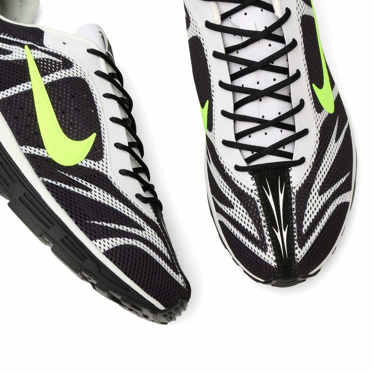 Nike Zoom Streak 3 Sneaker in Black/Volt/Summit White