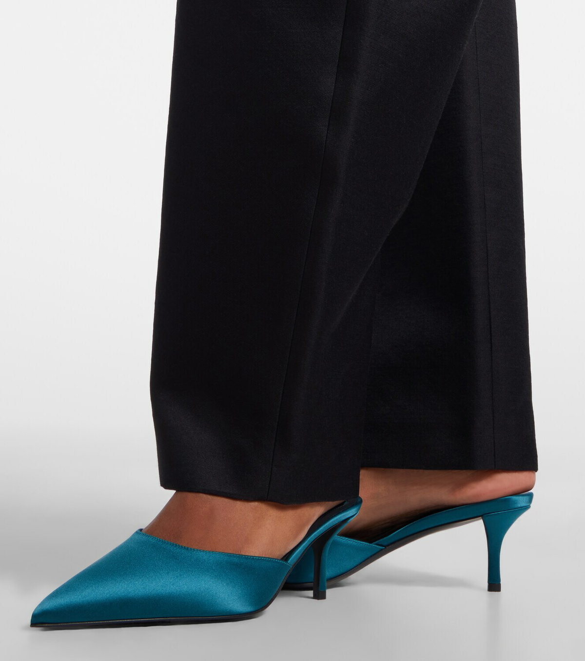 Alaïa Le Coeur satin mules