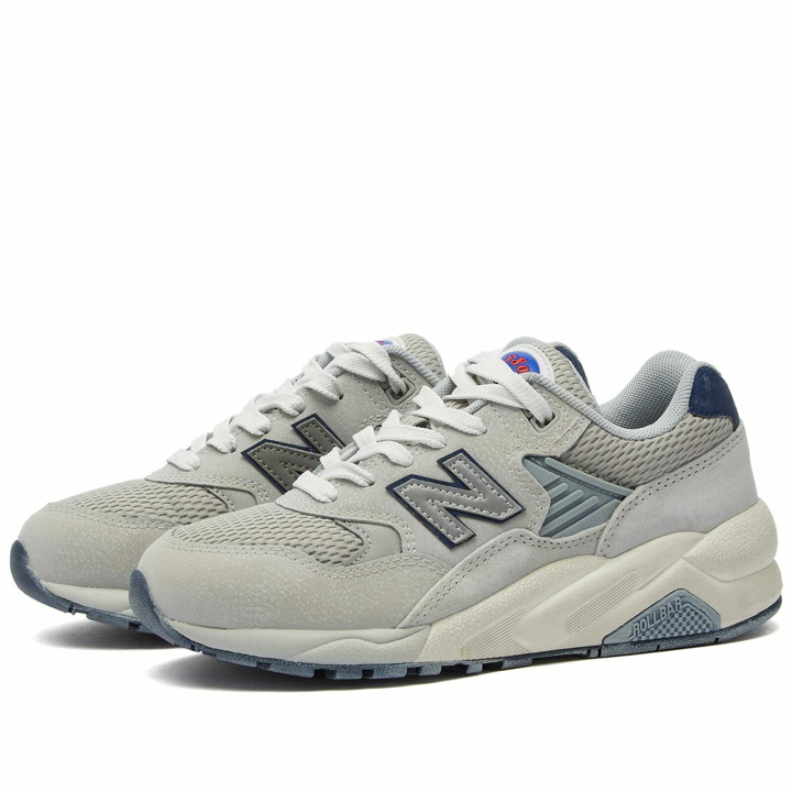 Photo: New Balance MT580MD2 Sneakers in Raincloud