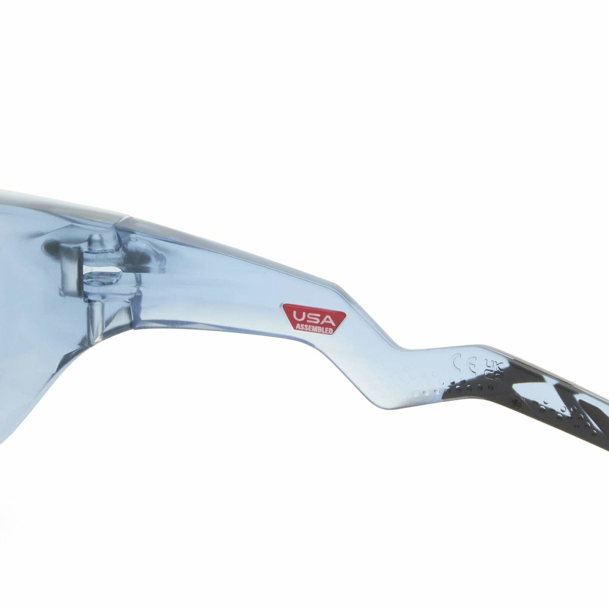 Oakley Lateralis Sunglasses in Mt Trans Abyss/Prizm 24K Polar 