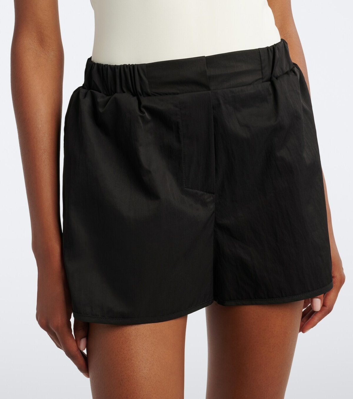 Norba Macintosh shorts