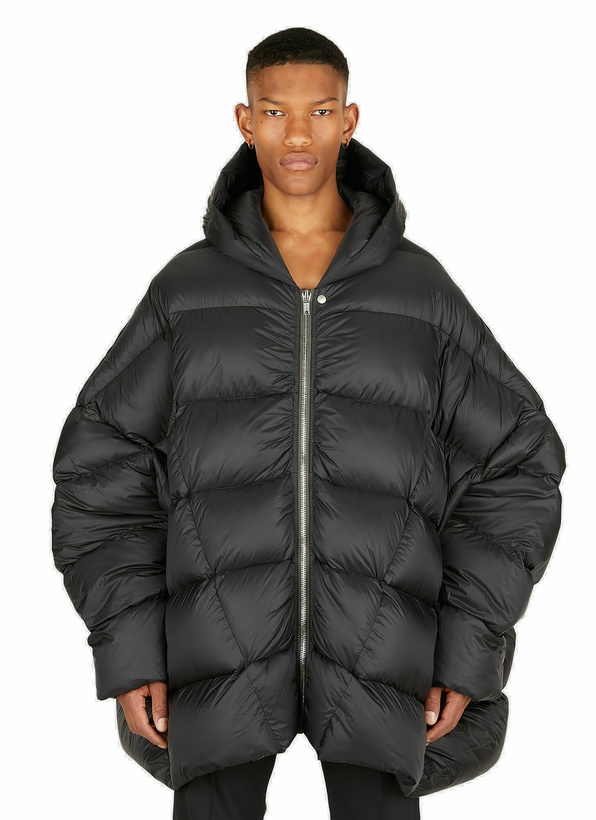 Photo: Jumbo Peter Duvet Jacket in Black