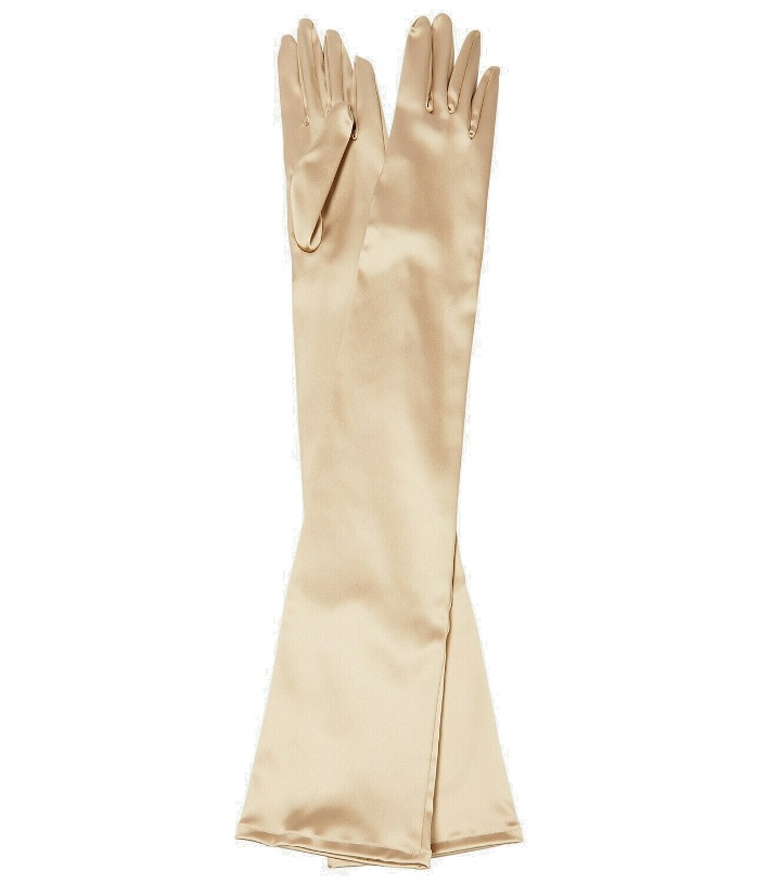 Photo: Dolce&Gabbana - x Kim long tulle gloves