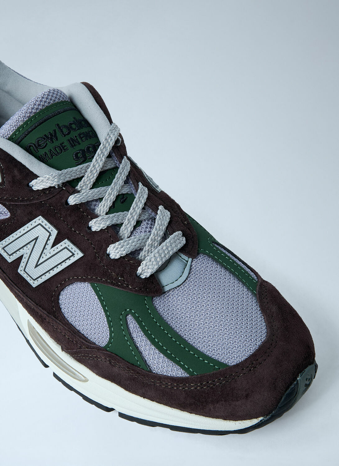 New Balance 991v2 Sneakers