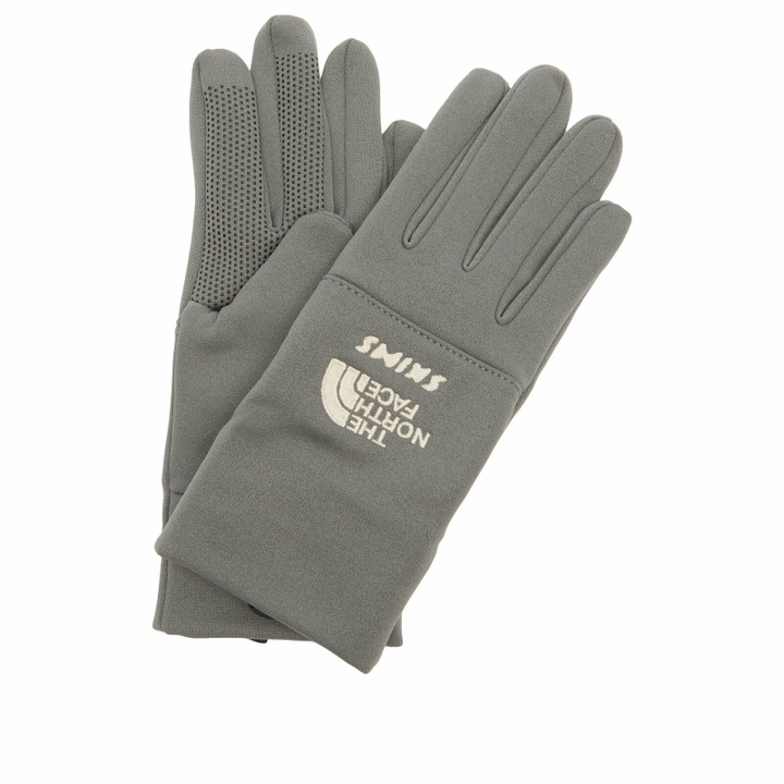 Photo: The North Face Women's x SKIMS Gloves in Sk Gunmetal