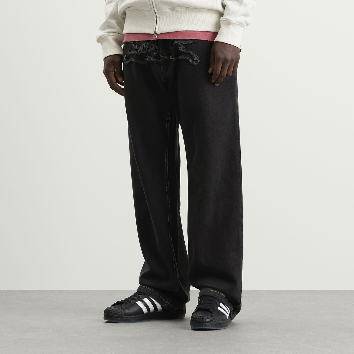 ICECREAM Men's Applique Running Dog Double Scoop Denim Pants in Black