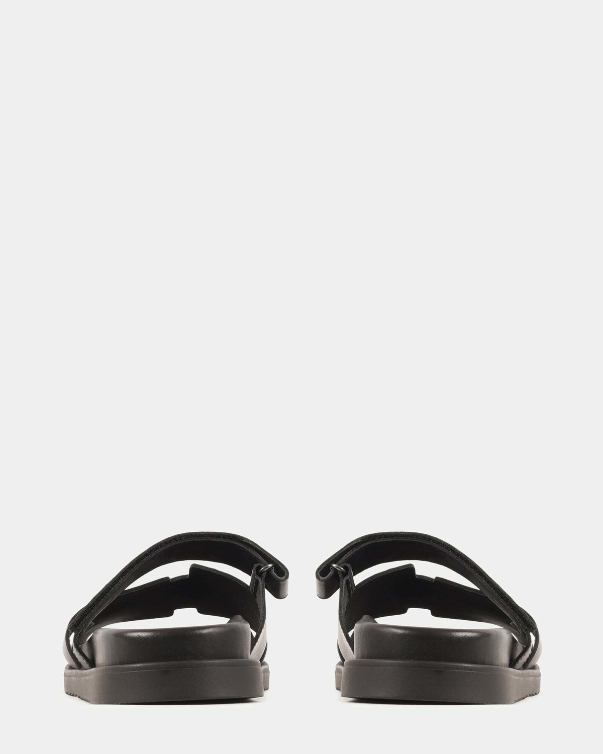 Steve Madden Renato Sandals in Black