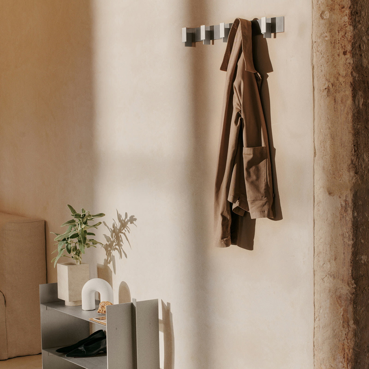 ferm LIVING Lager Coat Rack in Aluminium 