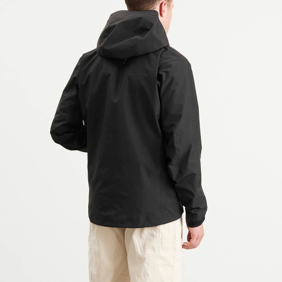 Arc'teryx Men's Alpha SV Gore-Tex Jacket in 24K Black