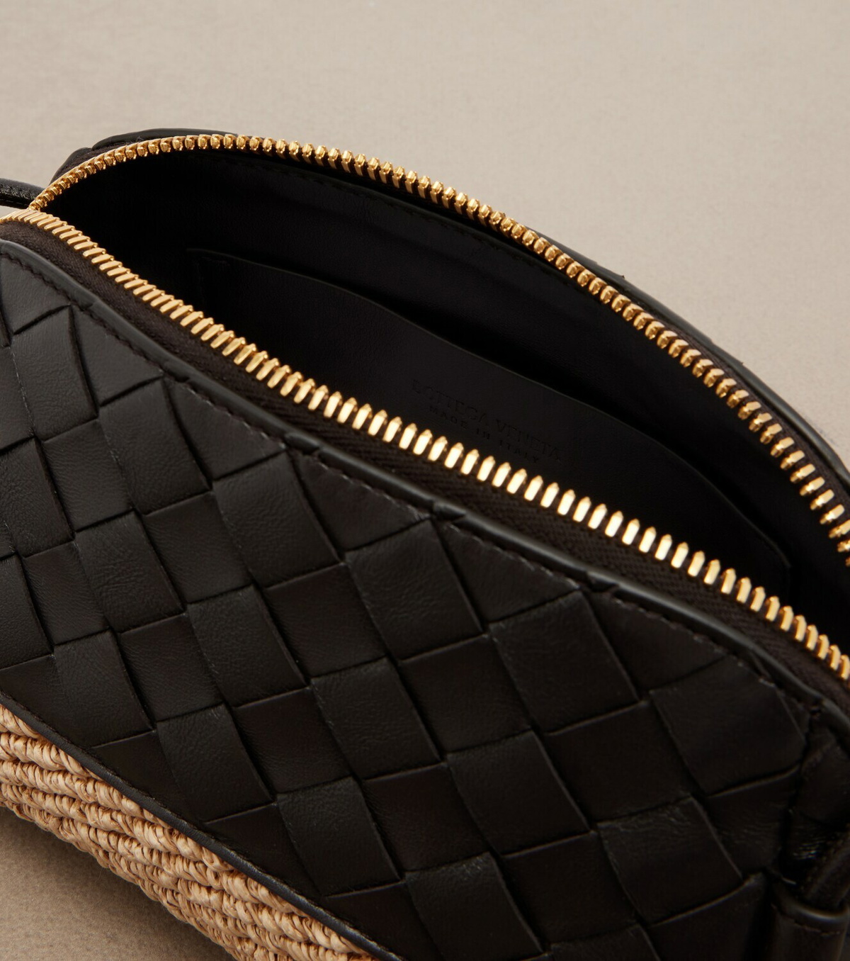 Bottega Veneta Concert Mini raffia crossbody bag