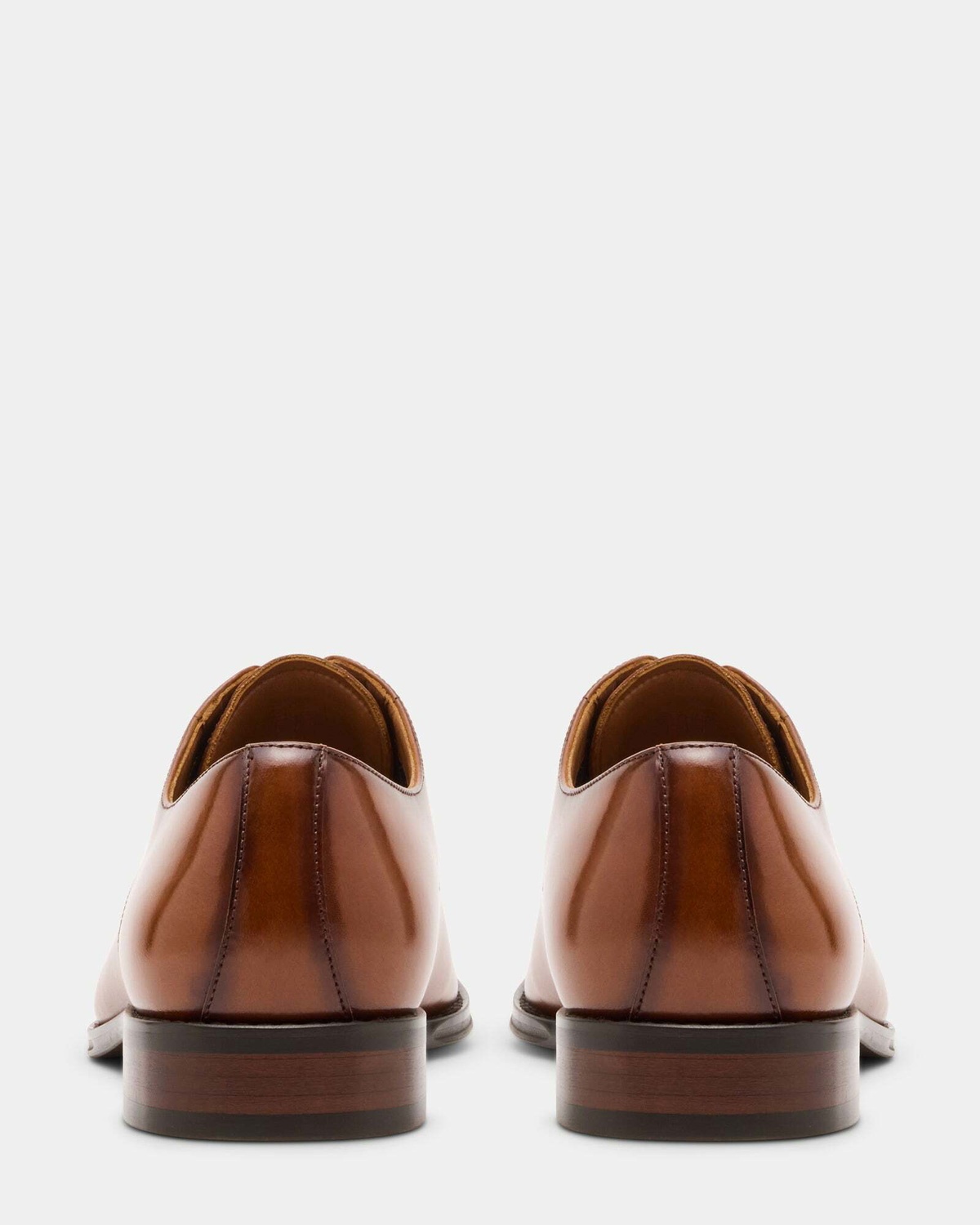 Steve Madden Parscal Dress Shoes in Tan