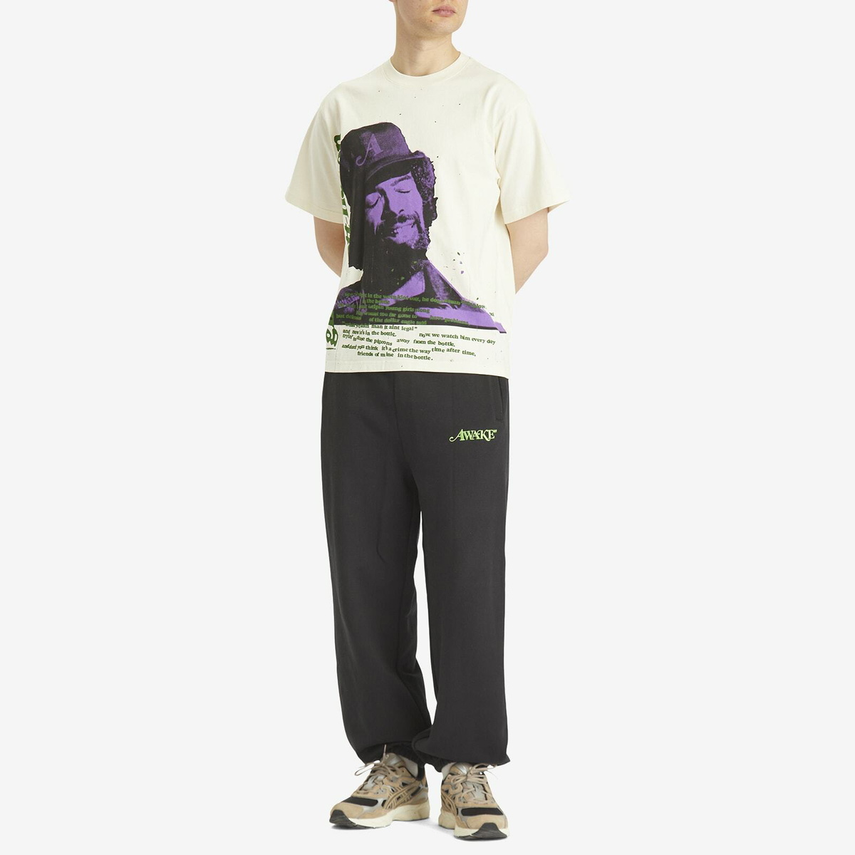 Awake NY Men's Classic Logo Sweat Pants in Black