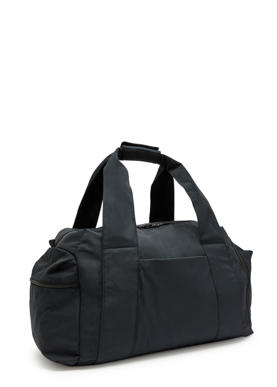 Vuori Gym 2.0 Taffeta gym bag - Black - One Size
