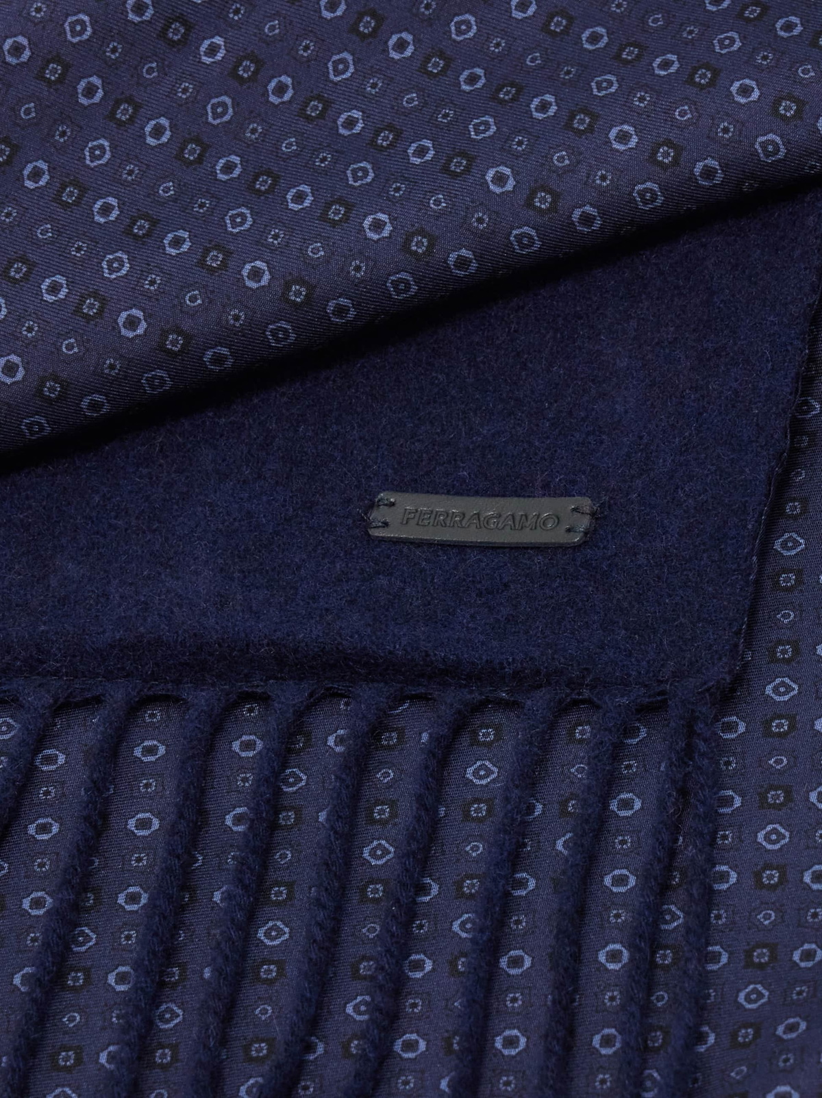 Ferragamo Mens Double face scarf in Blue