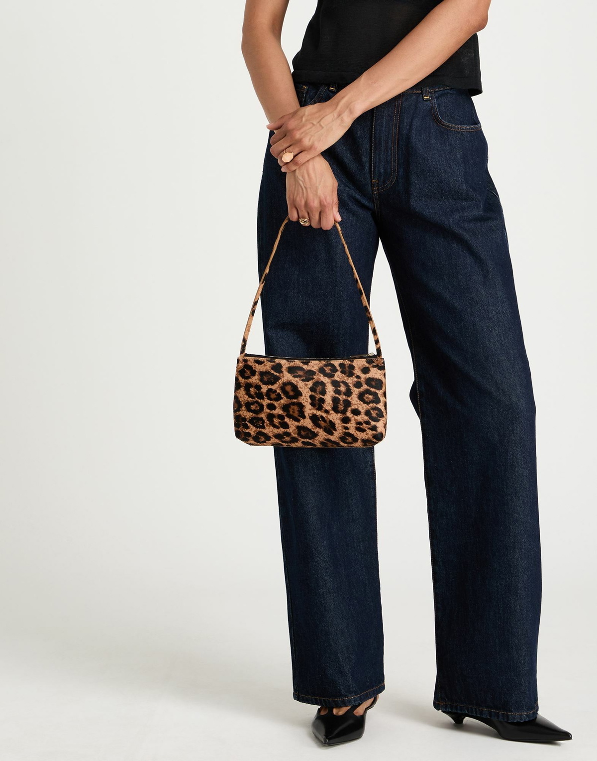 Mansur Gavriel Gaia Womens Shoulder bag in Brown
