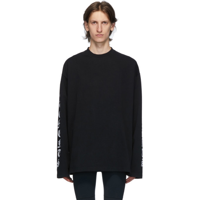 Photo: VETEMENTS Black Gothic Font Long Sleeve T-Shirt