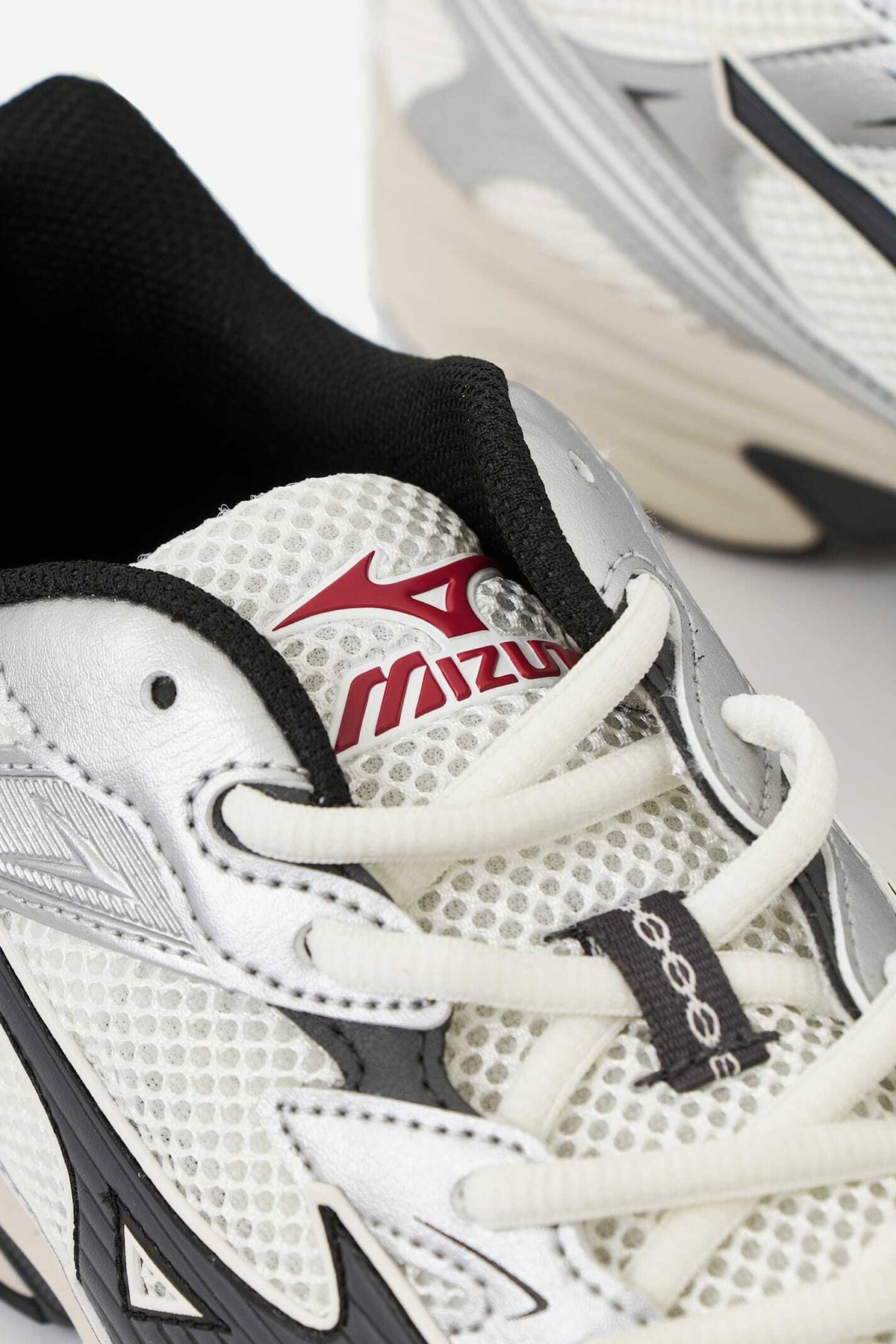 Mizuno Mxr Sneakers