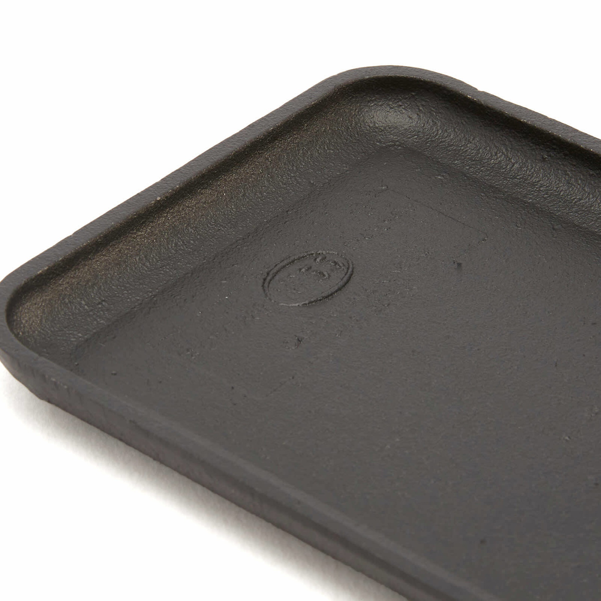 Puebco Cast Iron Tray in Black 