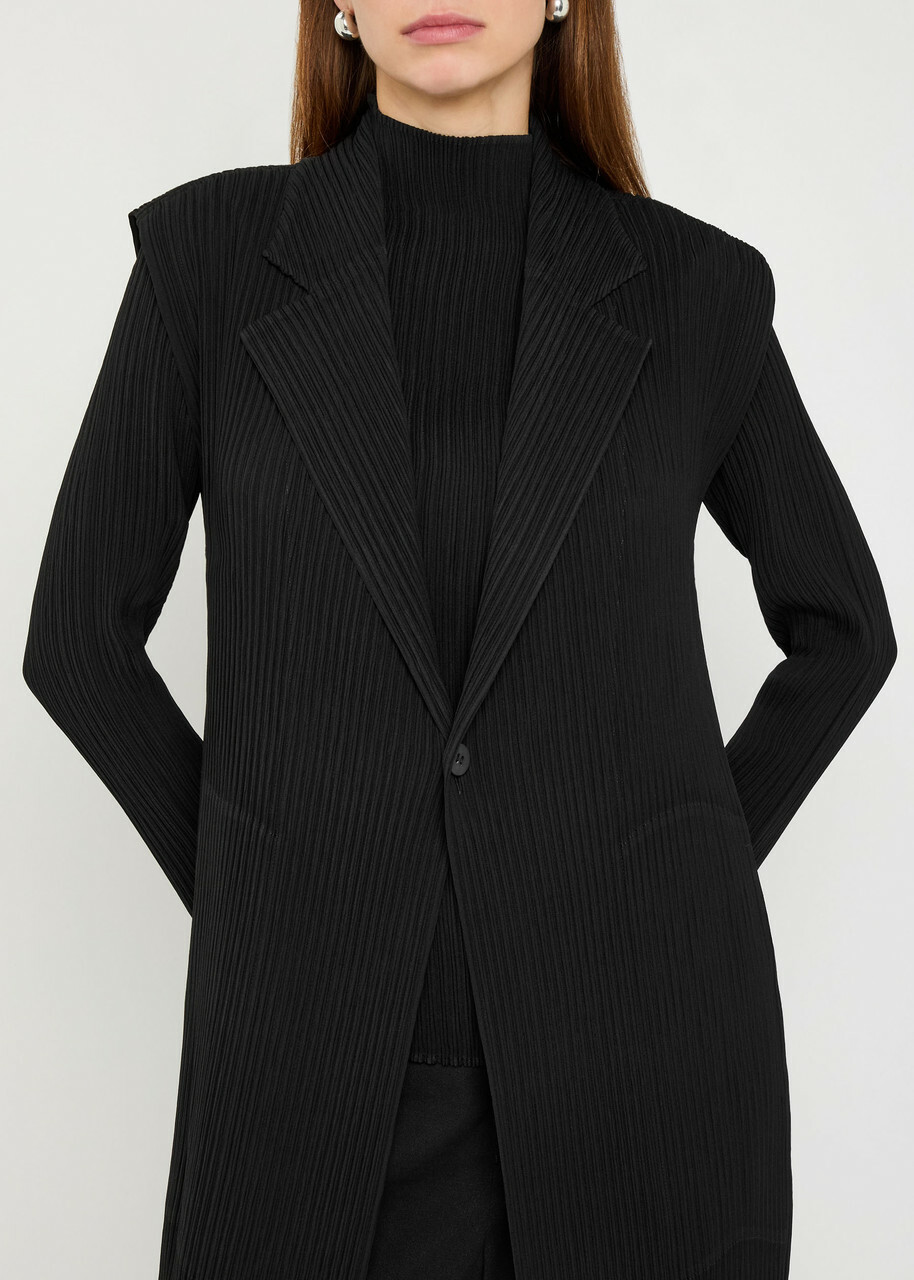 Issey Miyake Pleated Crepe Vest Black