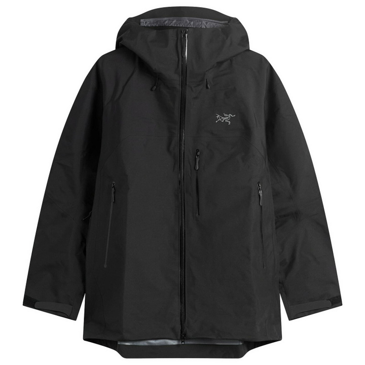Photo: Arc'teryx Women's Beta SV Jacket W in Black