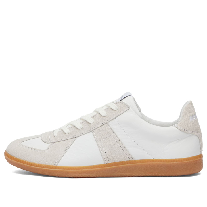 Photo: Novesta Men's GAT Leather Court Sneaker in White/Transparent