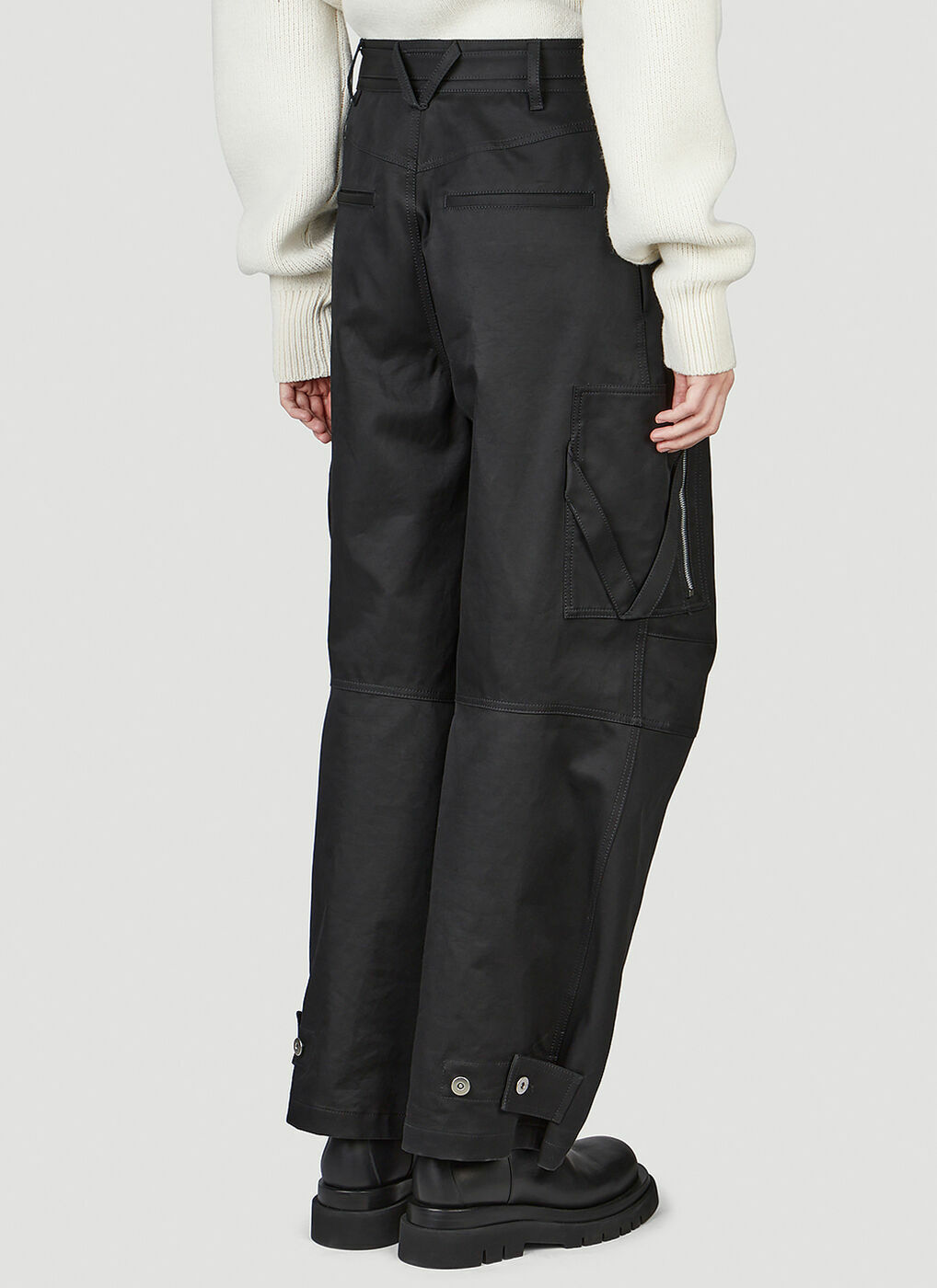 Cargo Pants in Black Bottega Veneta