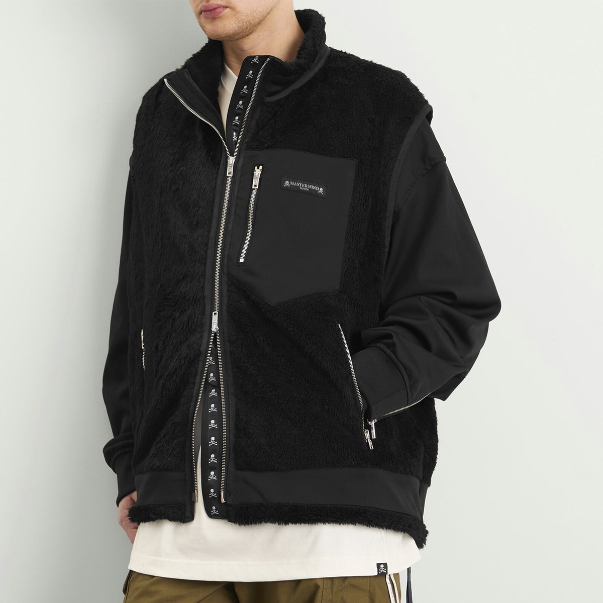 MASTERMIND WORLD Men's Layered Sherpa Jacket in Black