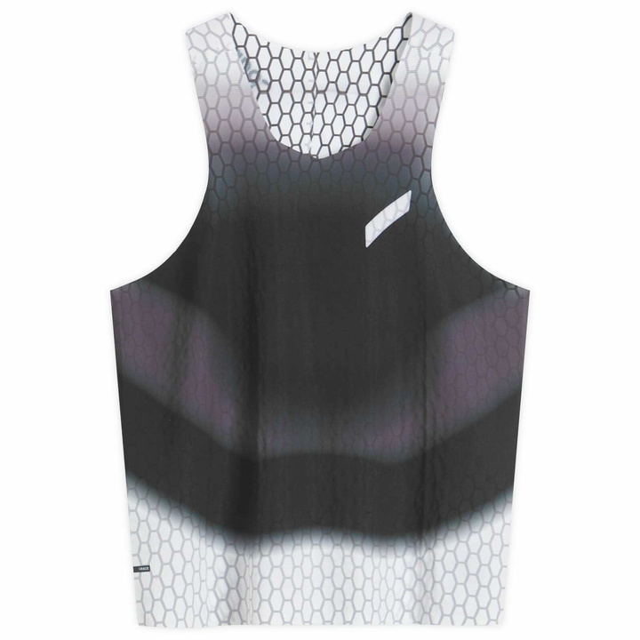 Photo: SOAR Men's Graphene Vest in Grey