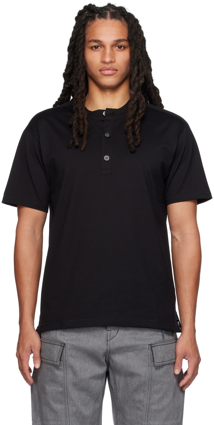 MASTERMIND WORLD Black Three-Button T-Shirt MASTERMIND WORLD