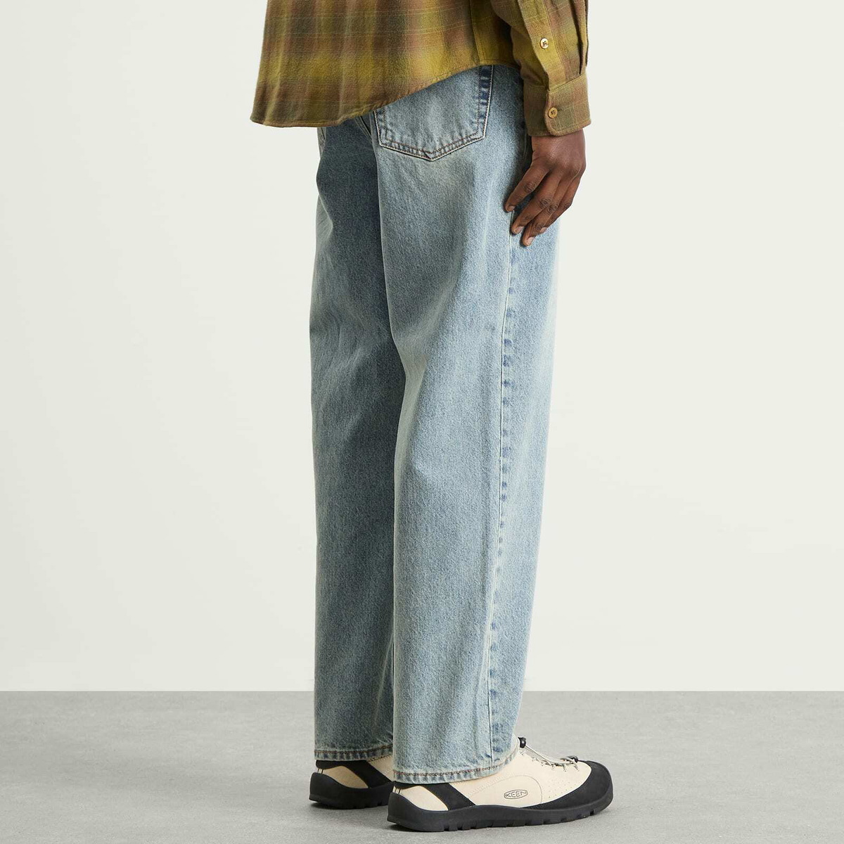 thisisneverthat Men's Regular Jeans in Washed Blue