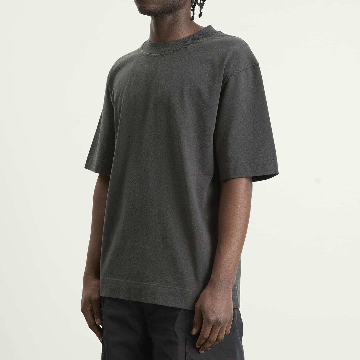 MHL by Margaret Howell Men's Flatlock Crew T-Shirt in Black Green