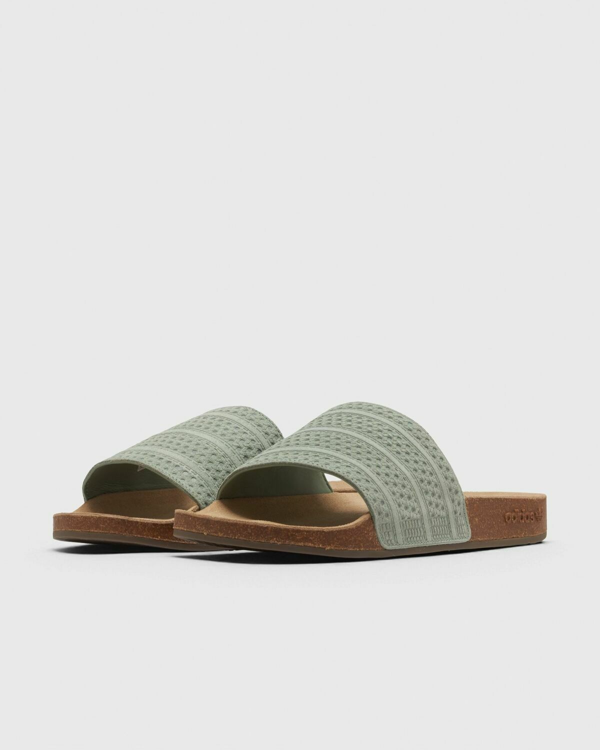 ADILETTE R