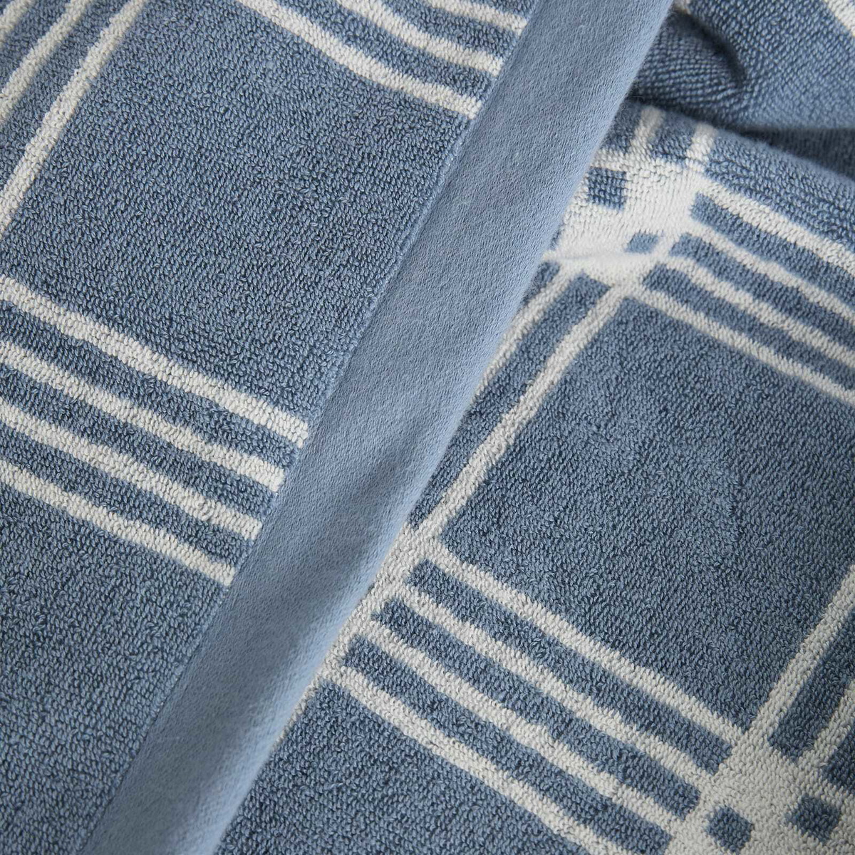 Baina Frisa Pool Towel in Celeste/Chalk 