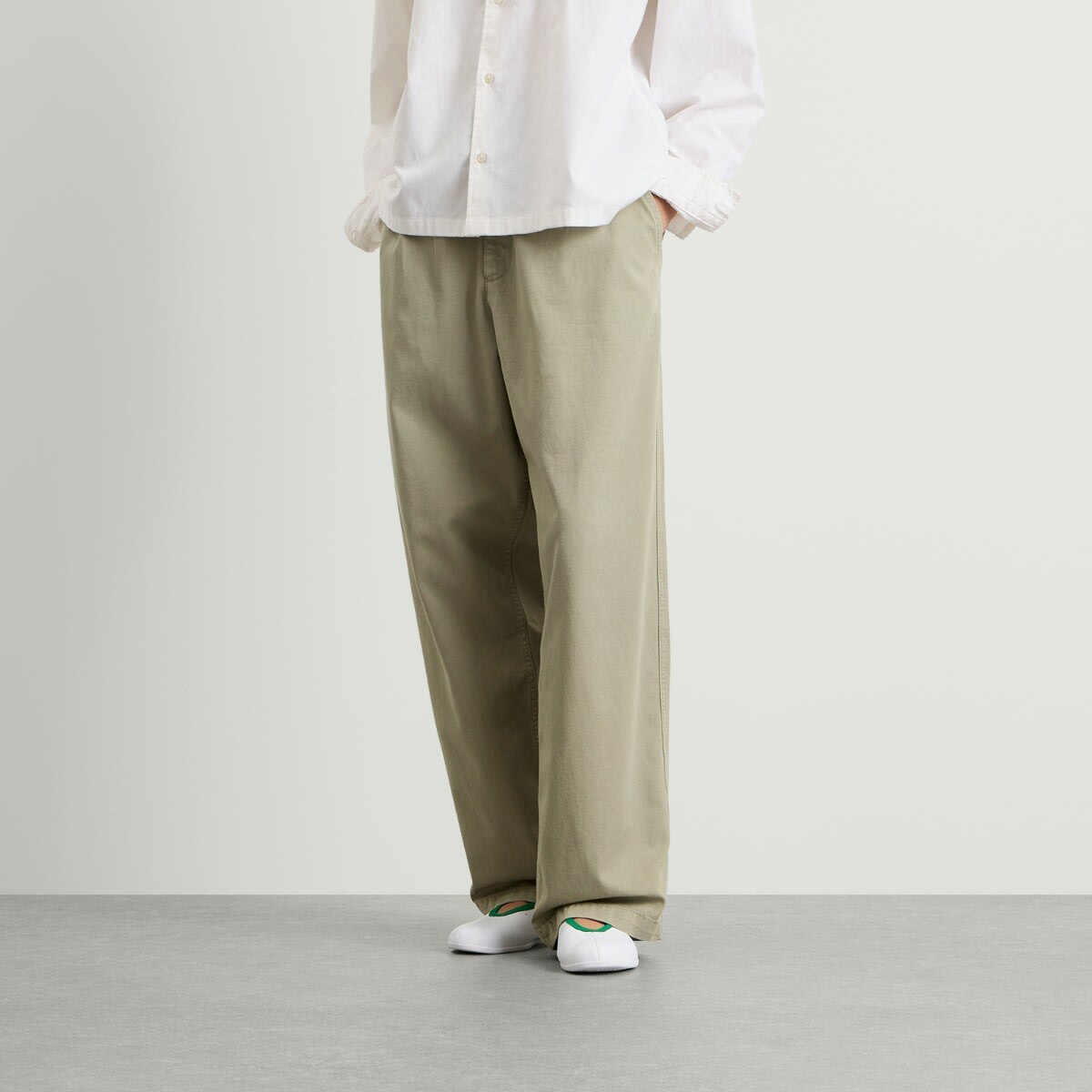 END. Spin Trouser in Sage Green