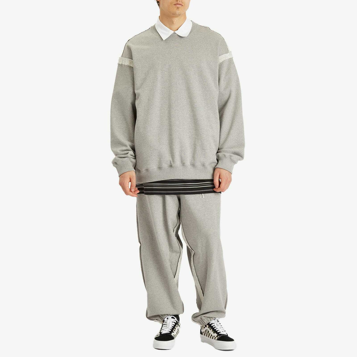 MASTERMIND WORLD Men's Cut-Off Sweatshirt in Top Grey