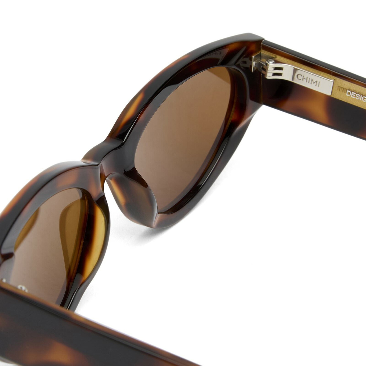 CHIMI 06.3 Sunglasses in Tortoise/Dark Brown 