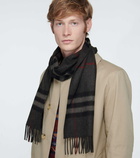 Burberry - Classic Check cashmere scarf