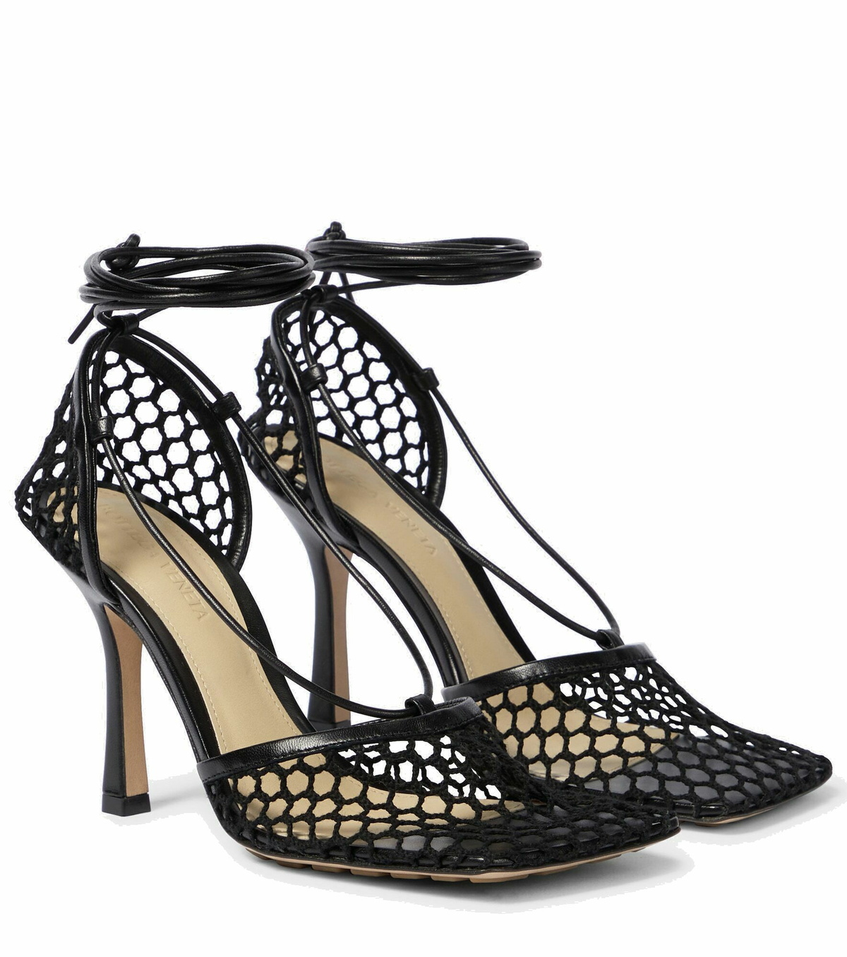 bottega veneta shell up 革靴 Bottega Veneta ラウンドトゥ レースアップ シューズ (BOTTEGA