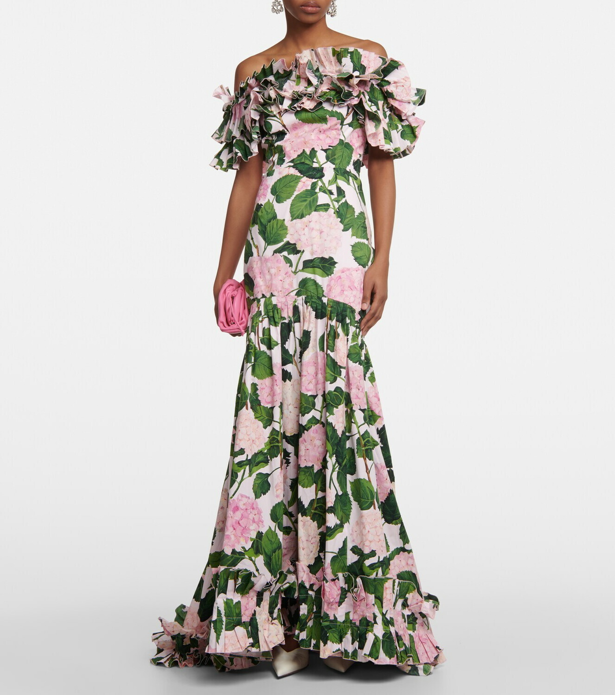 Stunning Oscar De La Renta Gown Photos
