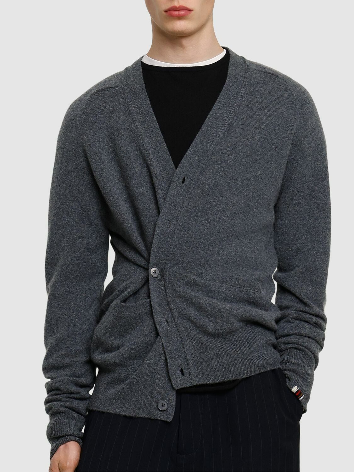 EXTREME CASHMERE N185 Feike Buttoned Cardigan