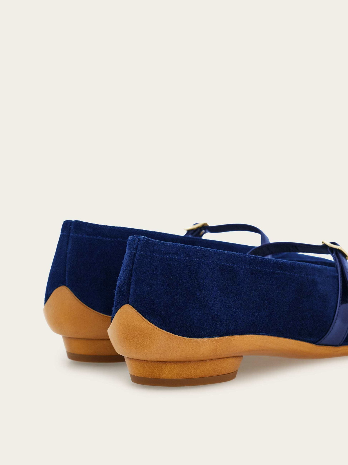 Ferragamo Womens Audrey (1954) in Blue