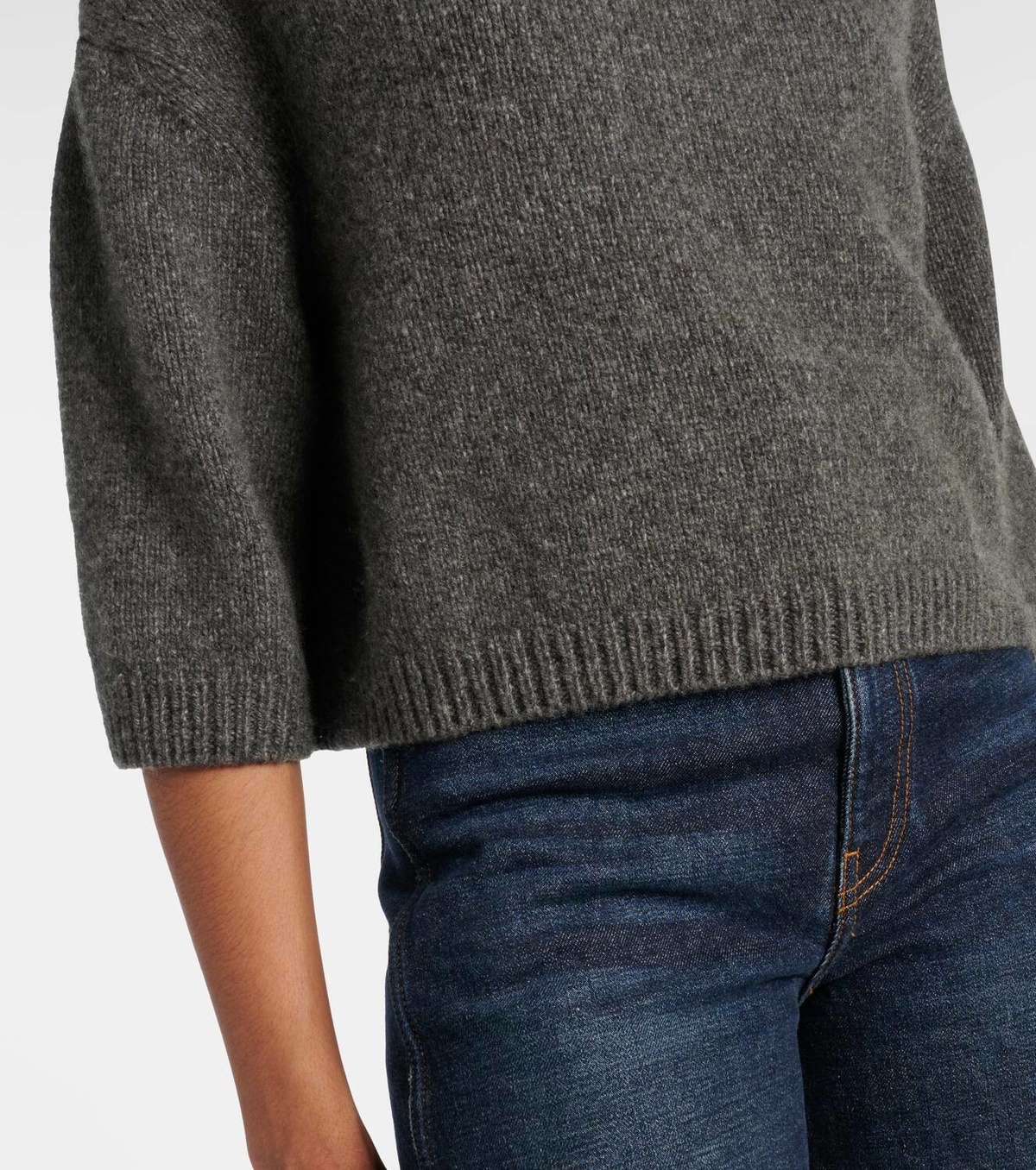 Khaite Sabina cashmere sweater